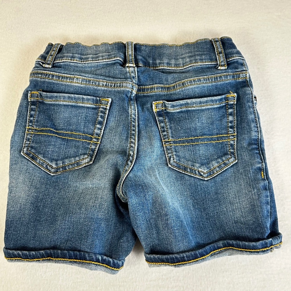 The Childrens Place Girls Size 5 Denim‎ Shorts White Embroidered Top Outfit Set - Picture 5 of 14